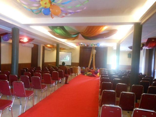 Feodora Airport Hotel Palembang Kültér fotó
