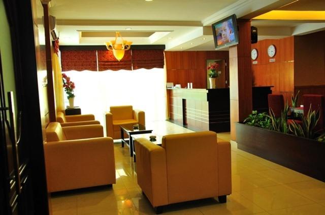 Feodora Airport Hotel Palembang Kültér fotó