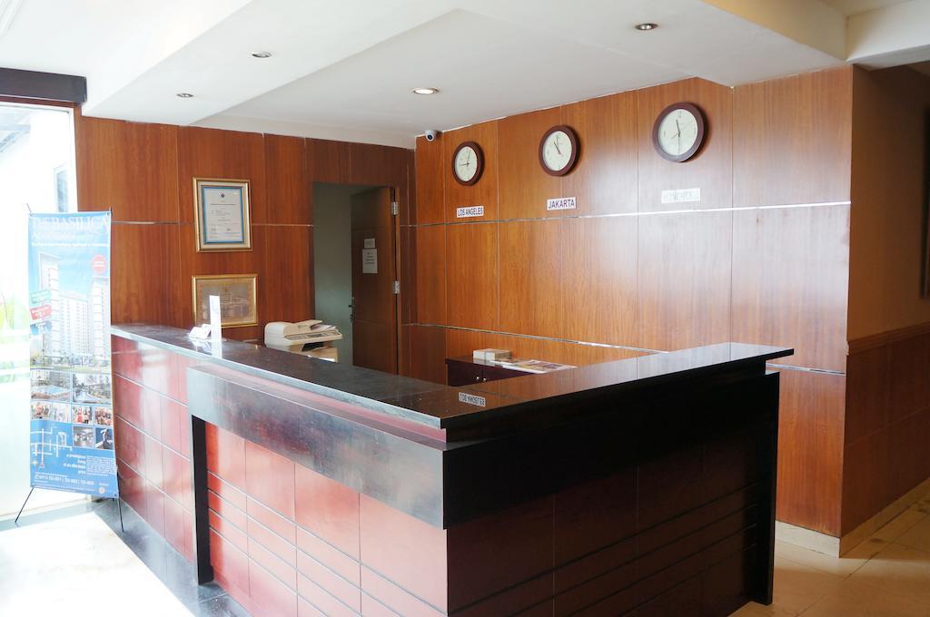 Feodora Airport Hotel Palembang Kültér fotó
